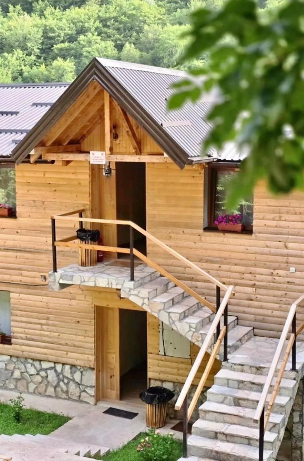 Hotel Vucja Gora Foca Exterior foto